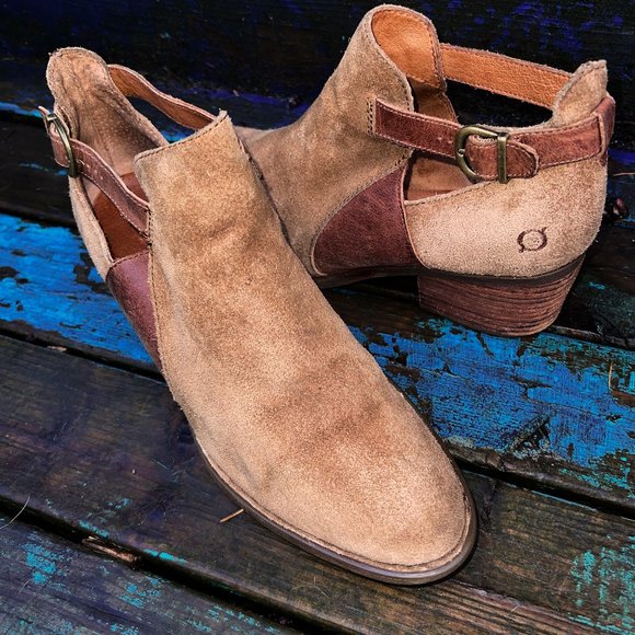 BORN Women’s Carin Suede Western Style Ankle Boots - Picture 2 of 8